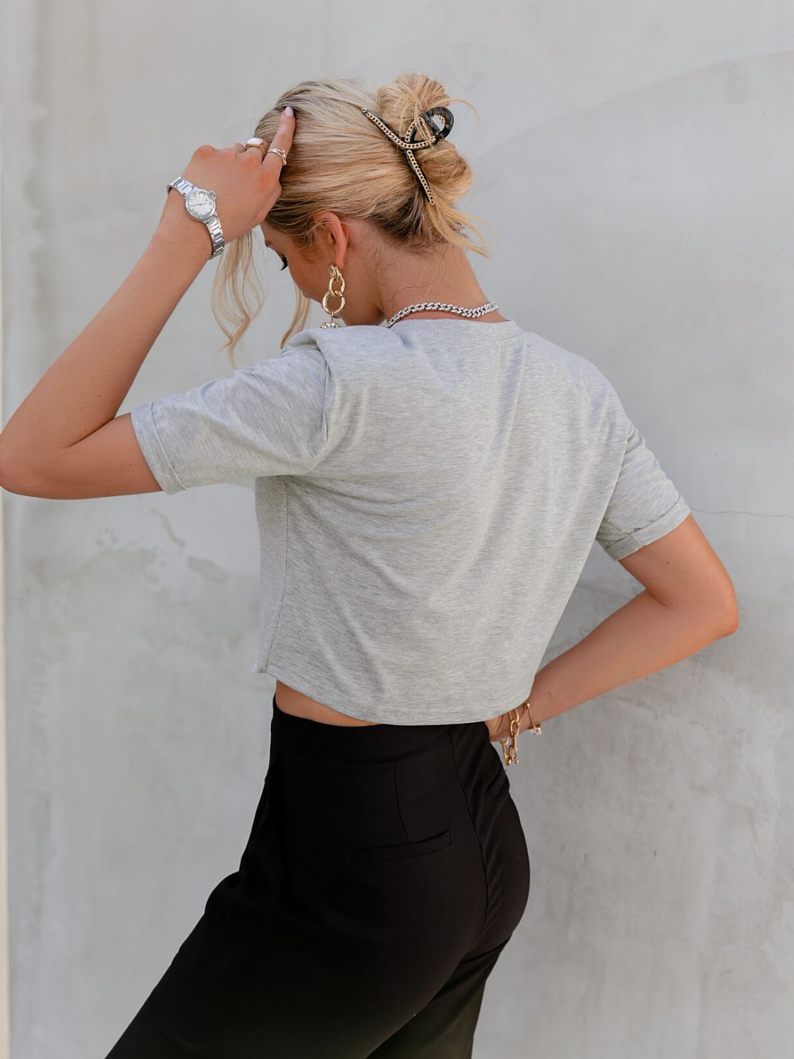 Tie Front Padded Shoulder Cropped T-Shirt